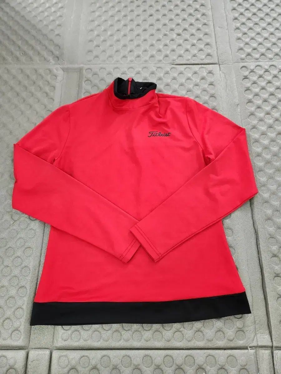 Titleist タイトリスト ゴルフウェア 長袖 レッド