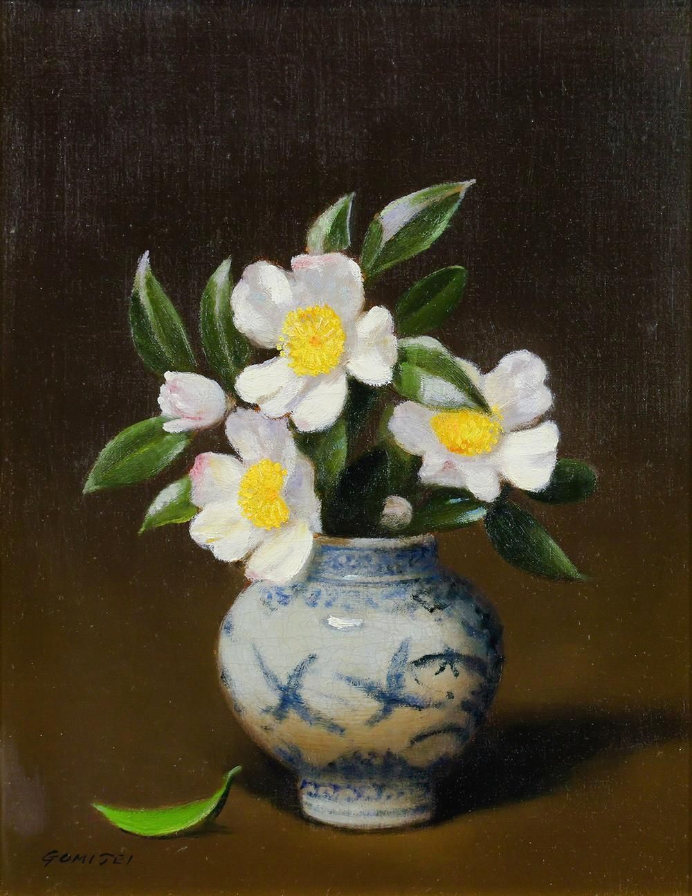 ◆青磁壺に清楚に咲く白花