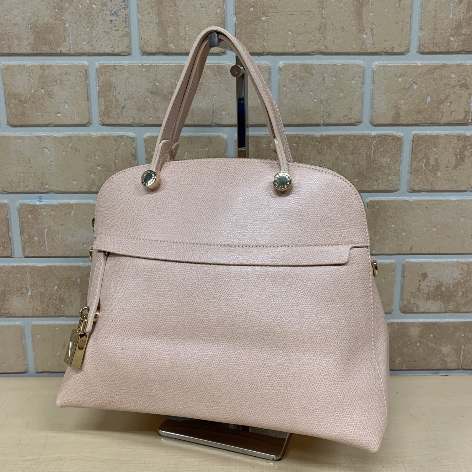 63 良品 FURLA フルラ パイパー ハンドバッグ レザー ピンク 