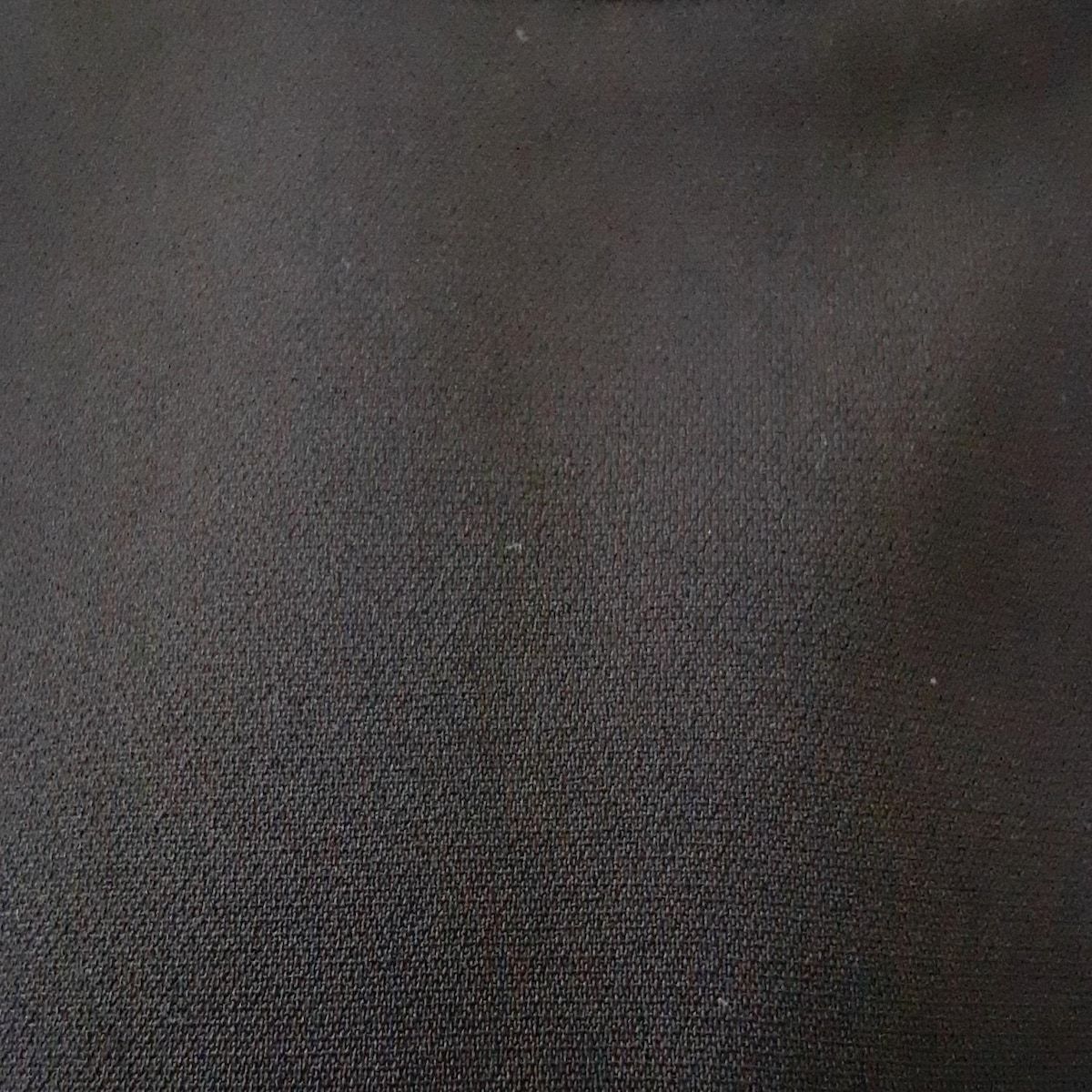 ハイネック ノースリーブ