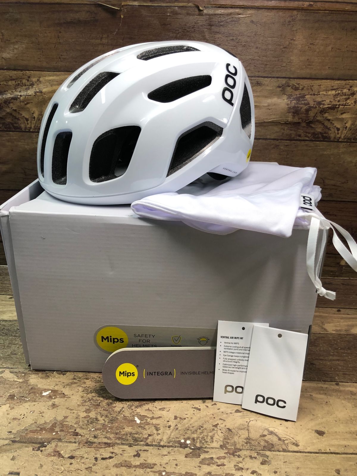 IK297 ポック POC VENTRAL AIR MIPS ヘルメット ワイドフィット 59-61㎝ ホワイト 22|04製造