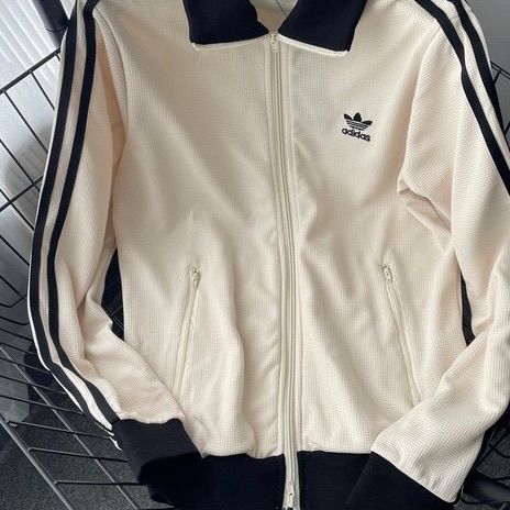 新品未使用 大人気 adidas アディダス ワッフル ベッケンバウアー トラックジャケット 男女兼用 Mサイズ - メルカリ