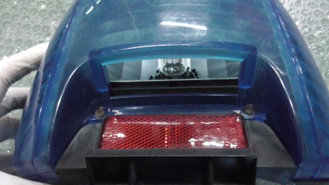 ライブディオZX中期 AF35 の クリアテールランプ 傷:#1665621532