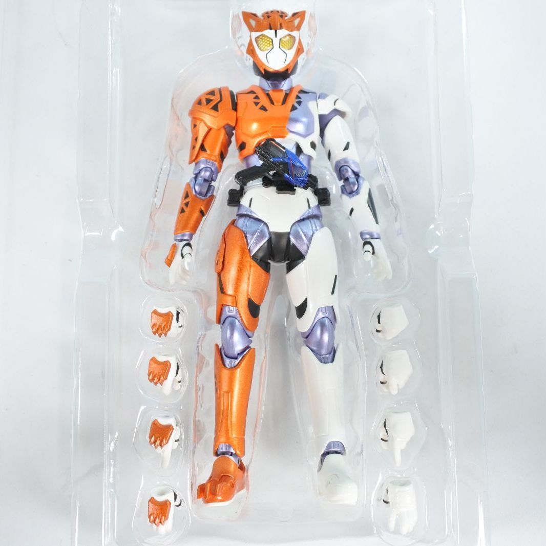 【レア】S.H.F 仮面ライダーゼロワン [ バルキリー ] ラッシングチーター SHF-KR-VALKYRIE-