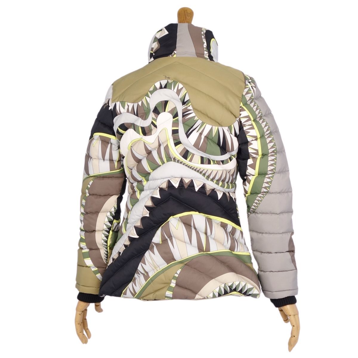 美品 エミリオプッチ EMILIO PUCCI ジャケット ダウンジャケット 総