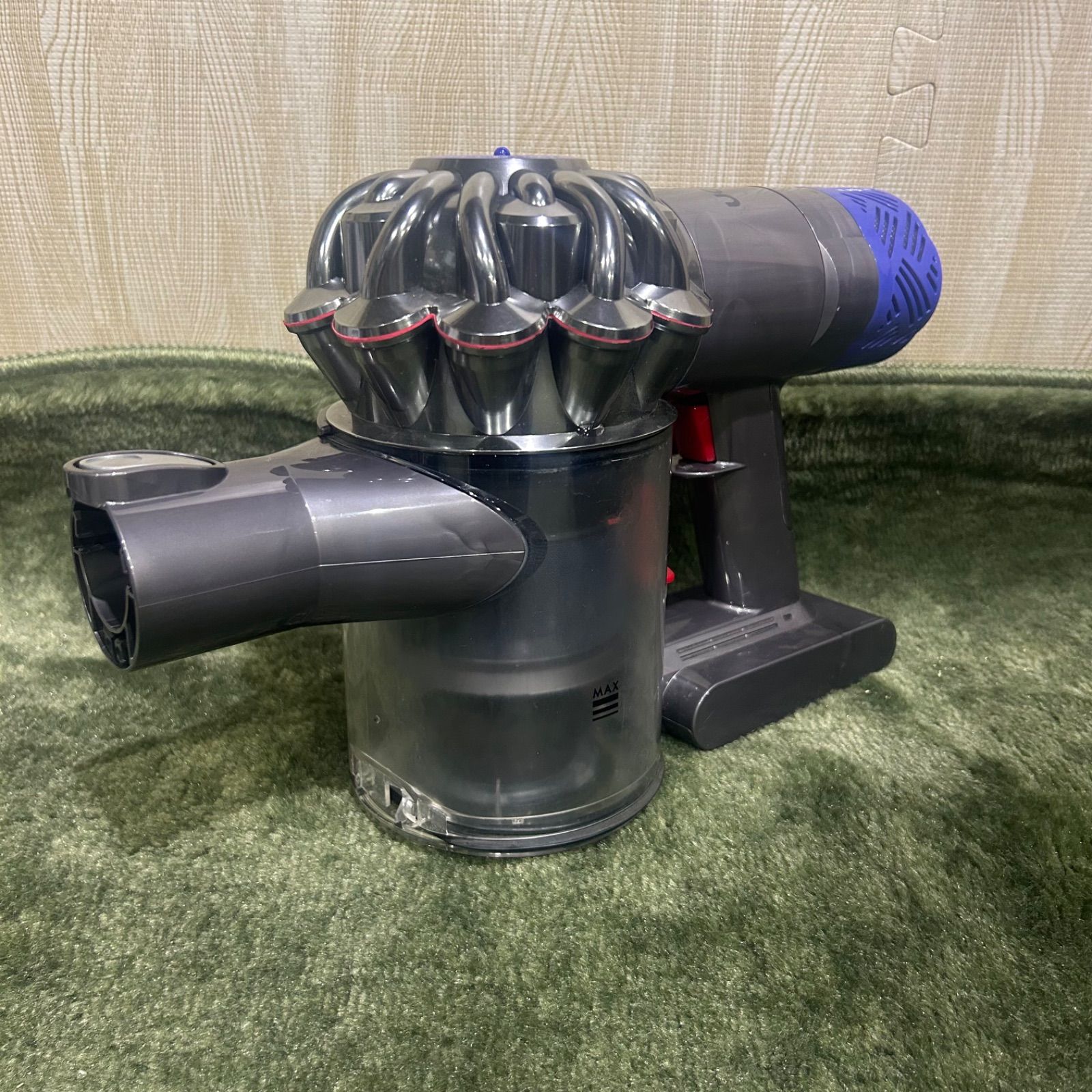 ○ dyson ダイソン SV09 コードレスクリーナー サイクロン掃除機 Dyson 