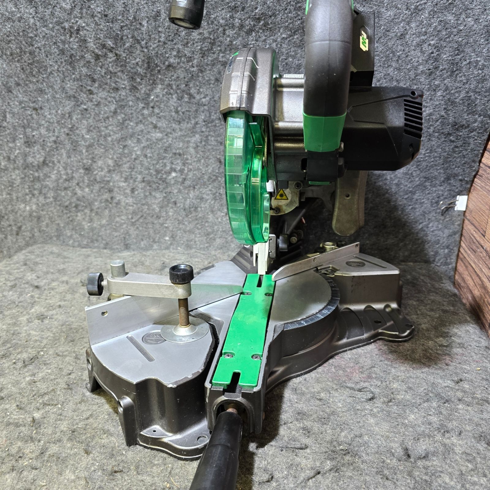 ハイコーキ（旧日立工機) 新品未使用　卓上スライド丸のこ　C3606DRA 中古品】ハイコーキ(HIKOKI ※旧:日立工機) コードレス卓上スライド丸の