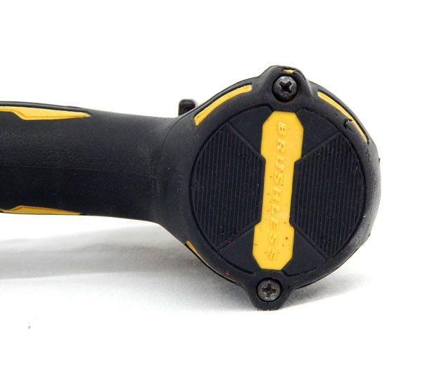 充電式インパクトドライバ 黄色