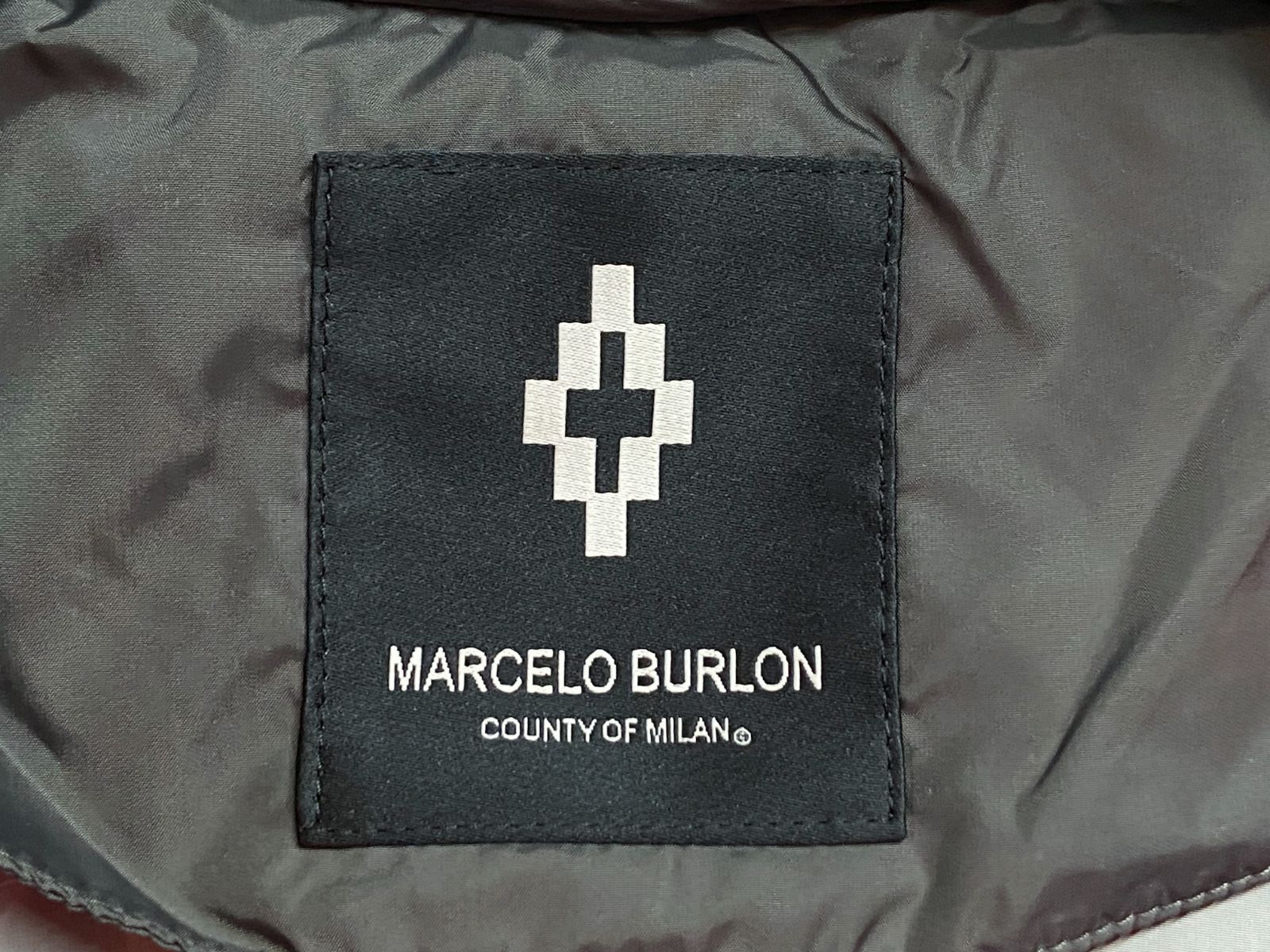 Marcelo Burlon｜マルセロヴァーロン County of Milan アノラック ジャケット - メルカリ