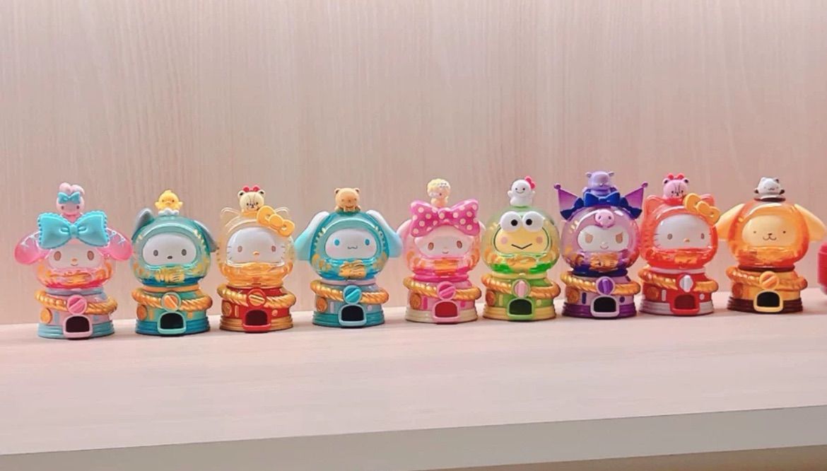 8個セット】新品未開封 TOPTOY 海外 限定 サンリオ 開運だるま