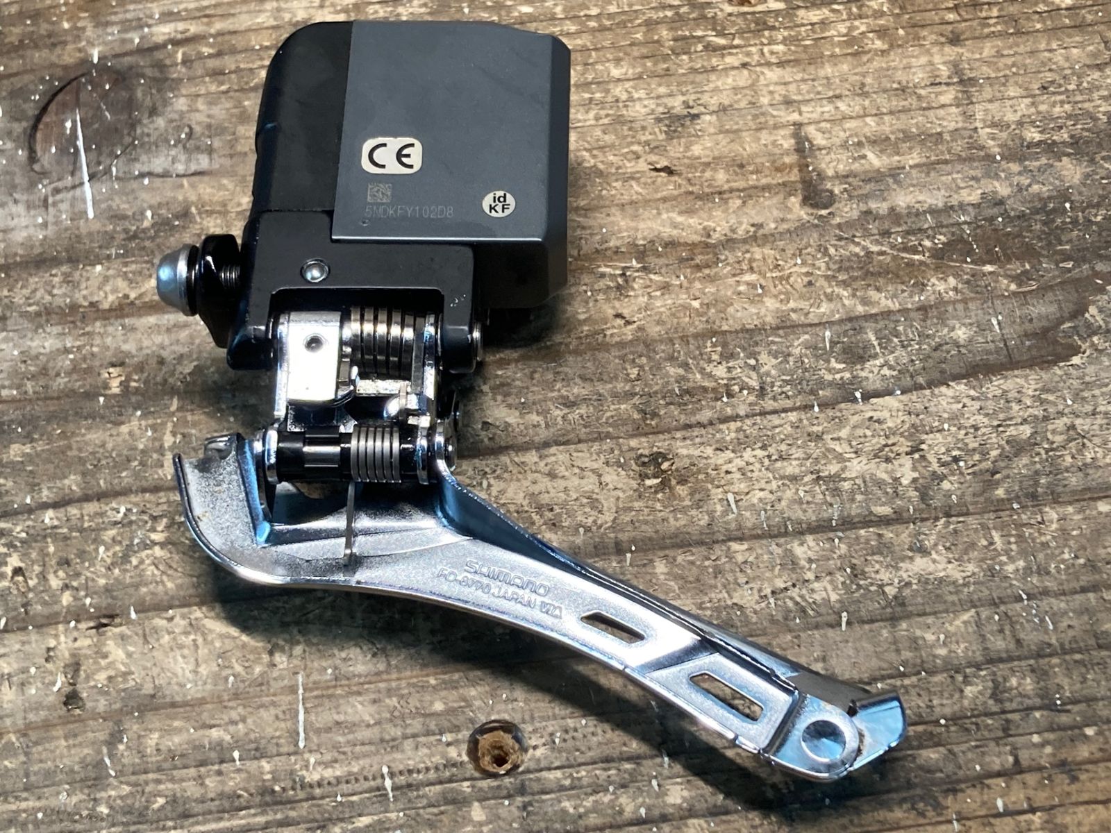 シマノ アルテグラ Di2 フロントディレーラー FD-6770 SHIMANO シマノ アルテグラ Di2 フロントディレーラー FD-6770 SHIMANO