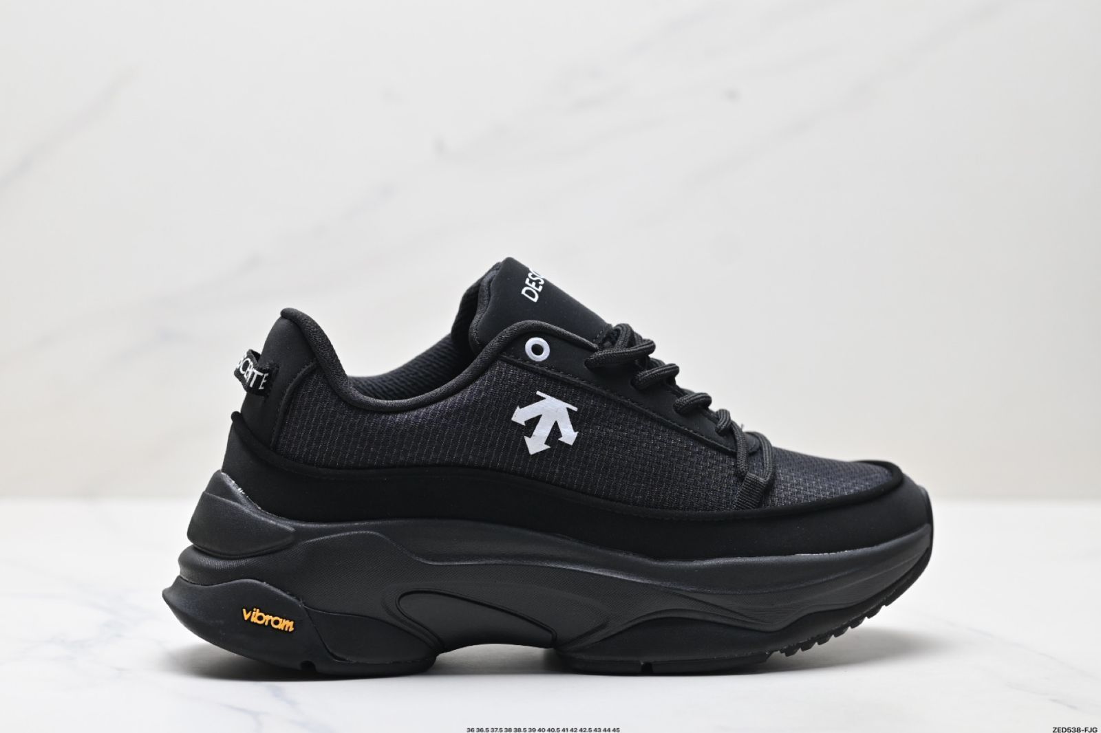 今日 DESCENTE Dualis 快適でマルチユース 滑りにくく耐磨耗 ローカットライフスタイルシューズ 送料無料 在庫 セール価格