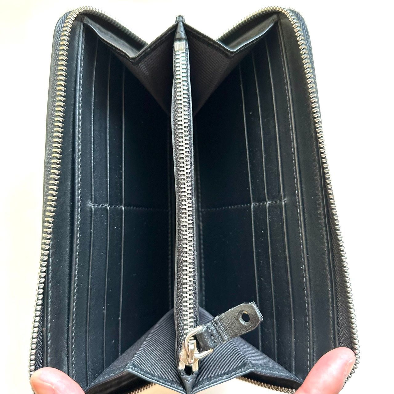 【希少】バーバリー 長財布 ラウンドジップ ノバチェック ホースロゴ ブラック 新品・未使用 バーバリー 長財布 ラウンドジップ ノバチェック
