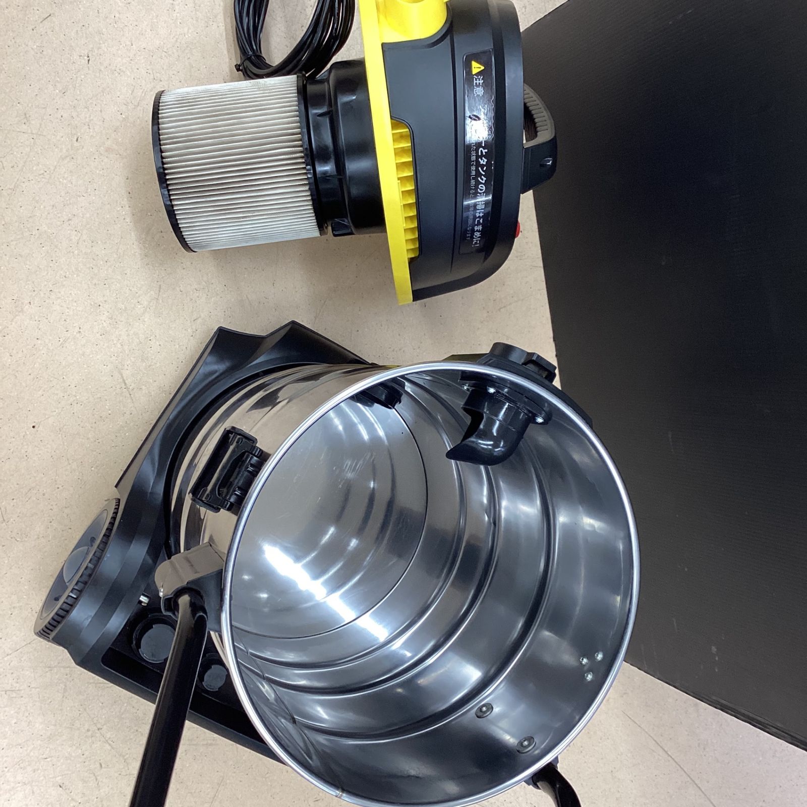 〇STANLEY 乾湿両用バキュームクリーナー 45L SSV-45【東大和店 〇STANLEY 乾湿両用バキュームクリーナー 45L SSV-45【東大和店
