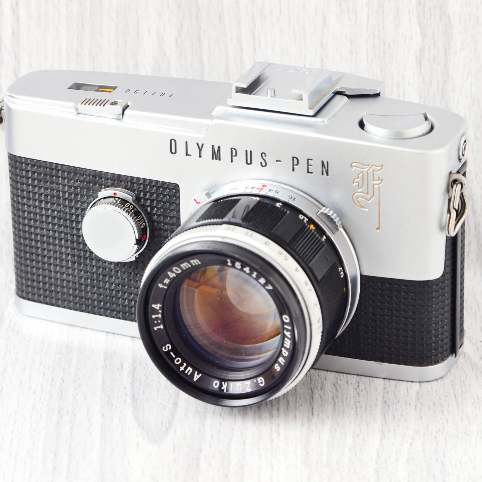 美品! OLYMPUS PEN F + 40mm f1.4 ケース付 修理整備済 - メルカリ