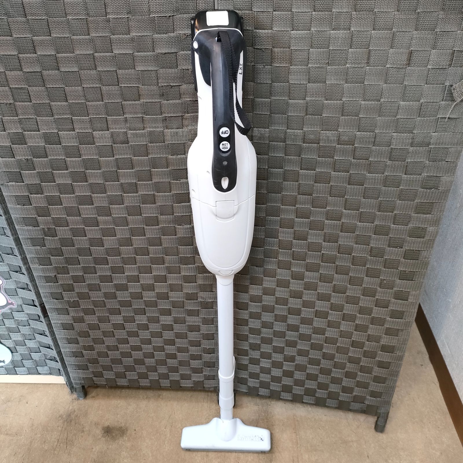 makita CL141FD 充電式クリーナー 訳あり ジャンク makita CL141FD 充電式クリーナー 訳あり ジャンク｜Yahoo