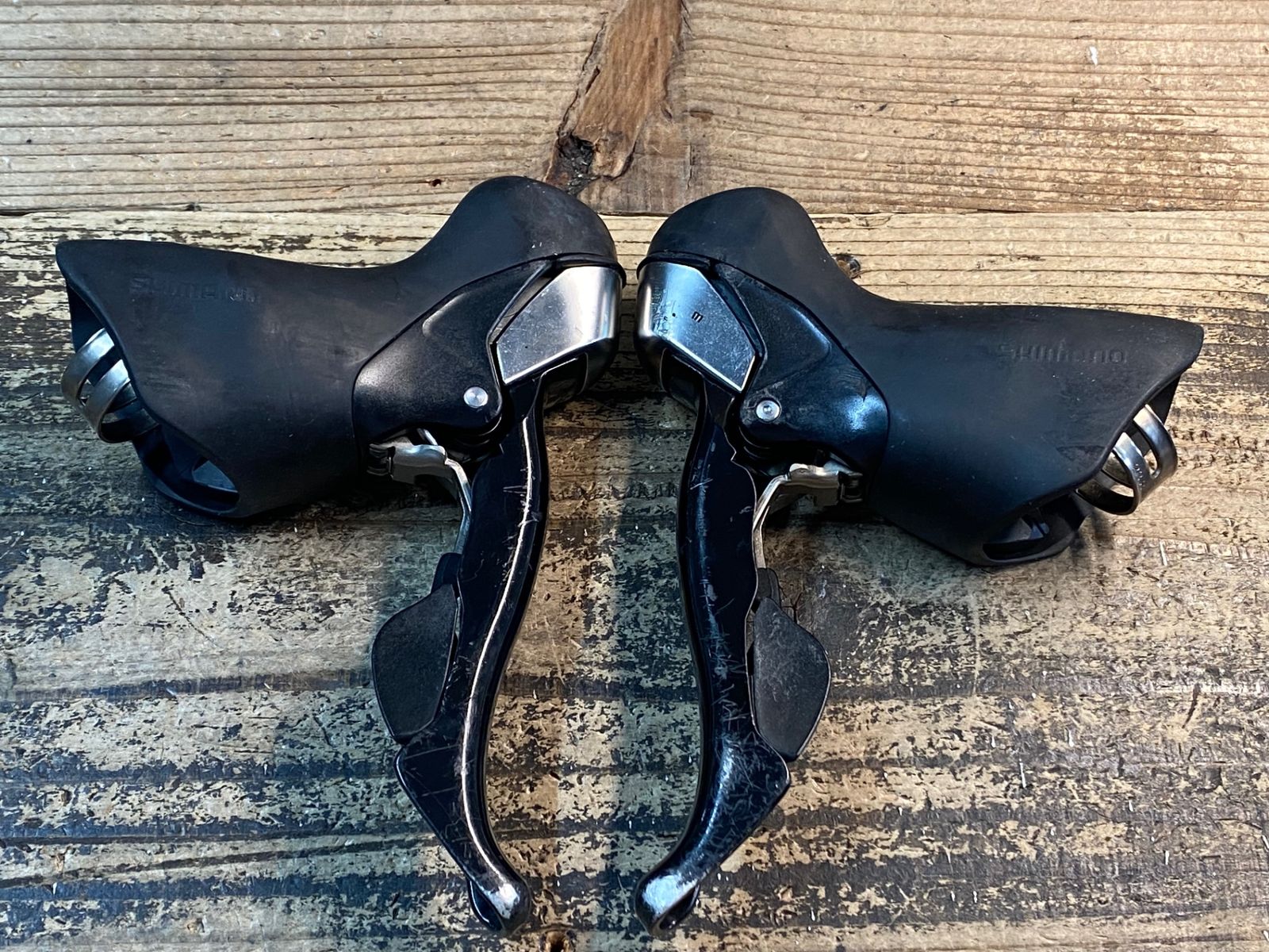 JI880 シマノ SHIMANO 105 ST-5700 STIレバー 2x10S