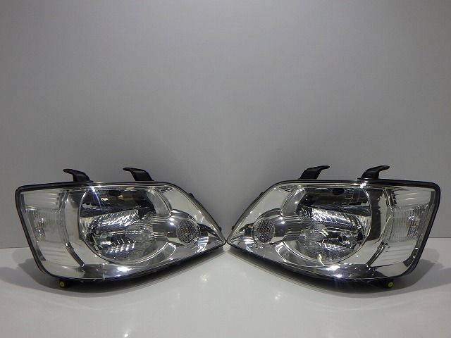 ノア ヘッドライト 左右 HID AZR60 65 前期 28-151 C1 コーティング 251017060
