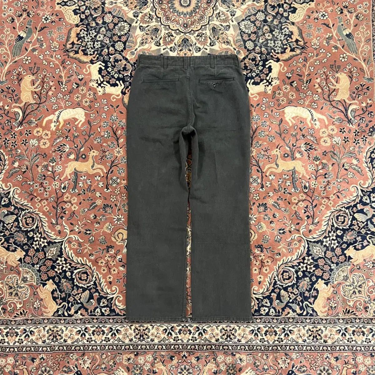 ピアス ミリタリー チノパンツ ブラック mサイズ ほぼ