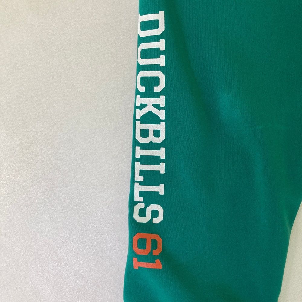 ラフアンドスウェル パーカー