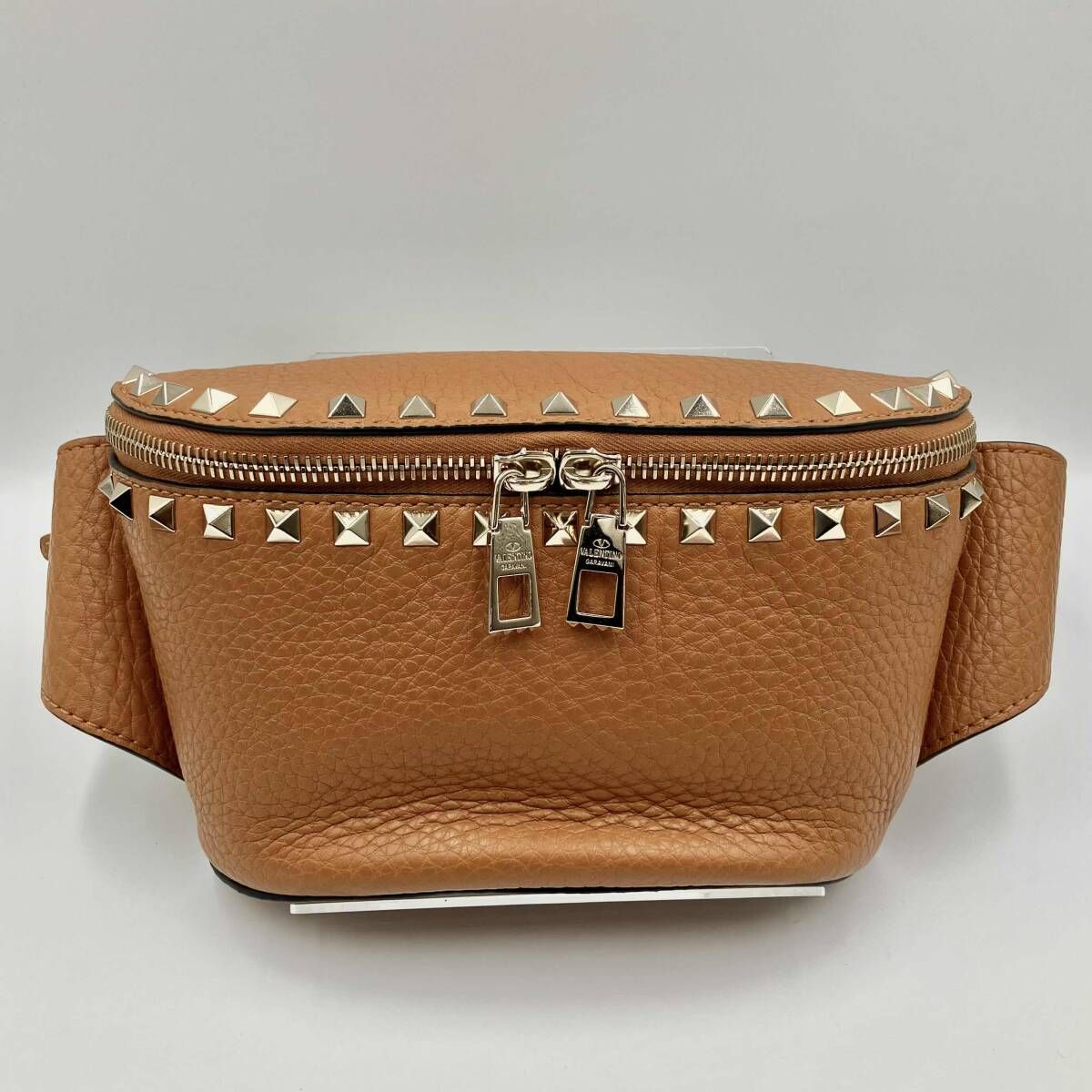 美品】VALENTINO GARAVANI ヴァレンティノガラヴァーニ ロック