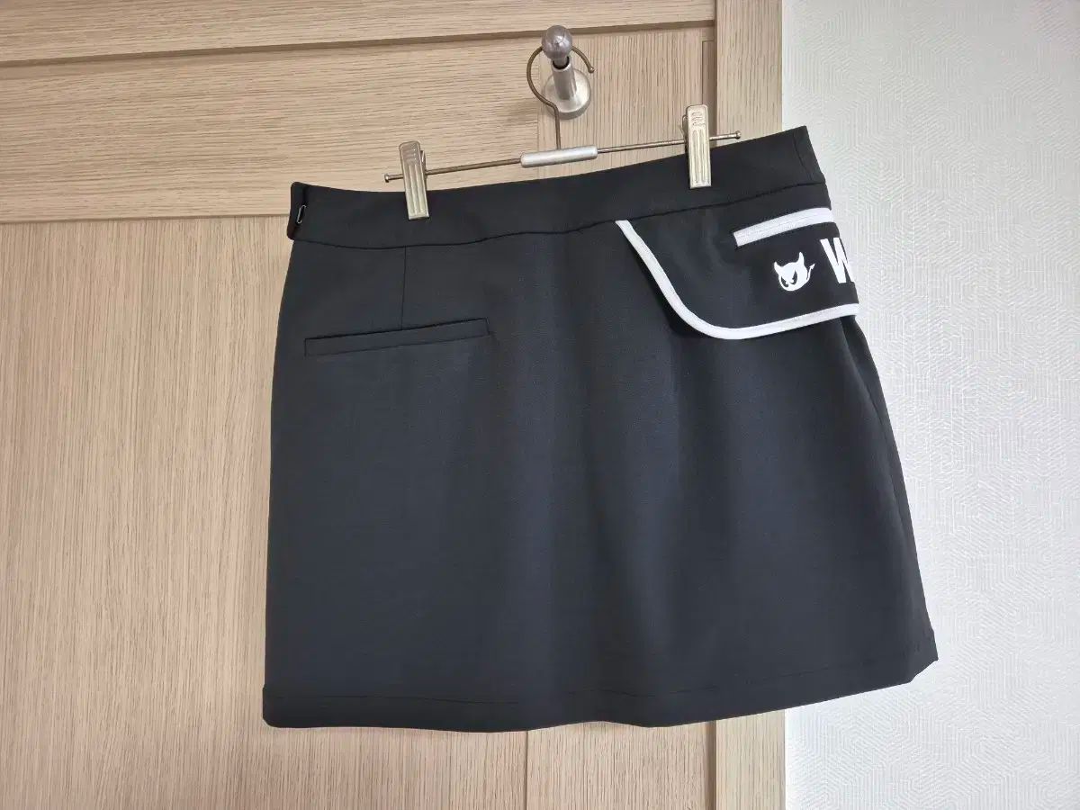 WAAC ワック ゴルフ スカート 3 黒 サイズ：2 WAAC ワック インナー付スカート チェック柄 ブラック系