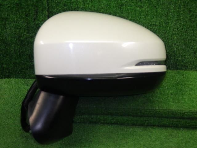 フィット DBA-GK4 左サイドミラー NH624P 白パール 電動格納 ウィンカー ヒーター付 76258-T5A-J51 9148
