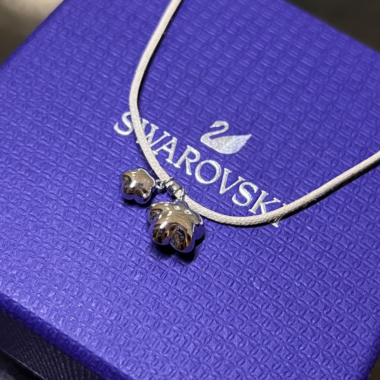 SWAROVSKI スワロフスキー ネックレス レザー フラワー パープル 花 