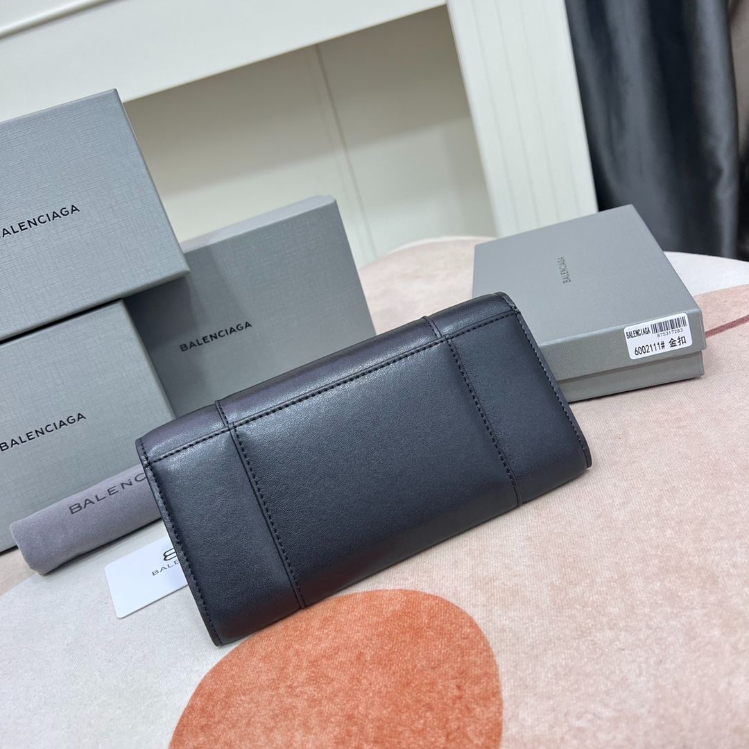 バレンシアガ　ブラックレザー 長財布 BALENCIAGA バレンシアガ 財布 二つ折り 長財布 ブラック レザー