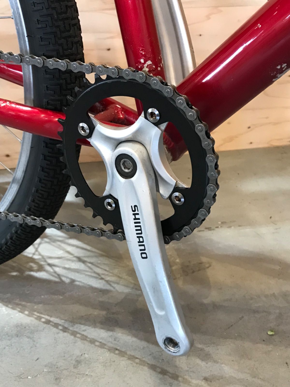 7000アルミフレーム SURLYフロントフォークでキャンプツーリングにもおすすめ