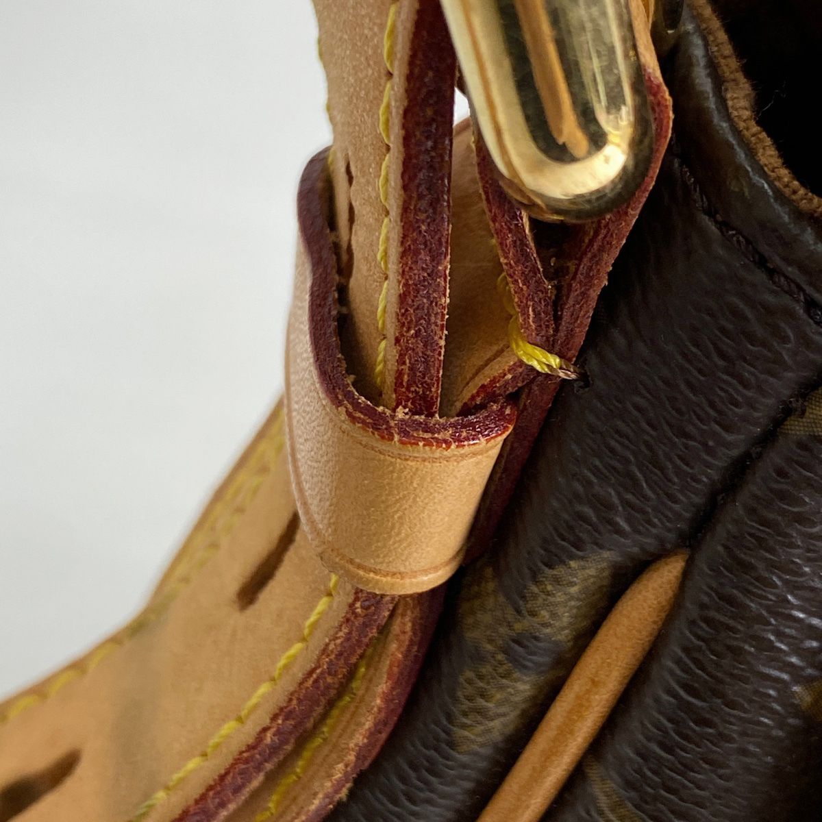 ルイヴィトン LOUIS VUITTON トゥラムGM モノグラム ショルダーバッグ