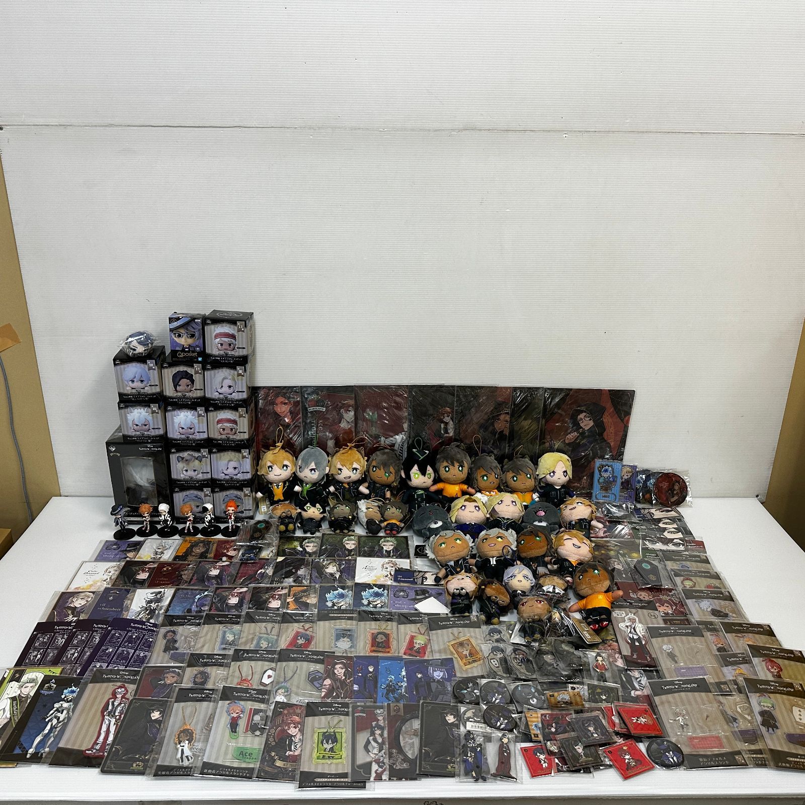 △ツイステットワンダーランド ツイステ ぬいぐるみ フィギュア その他