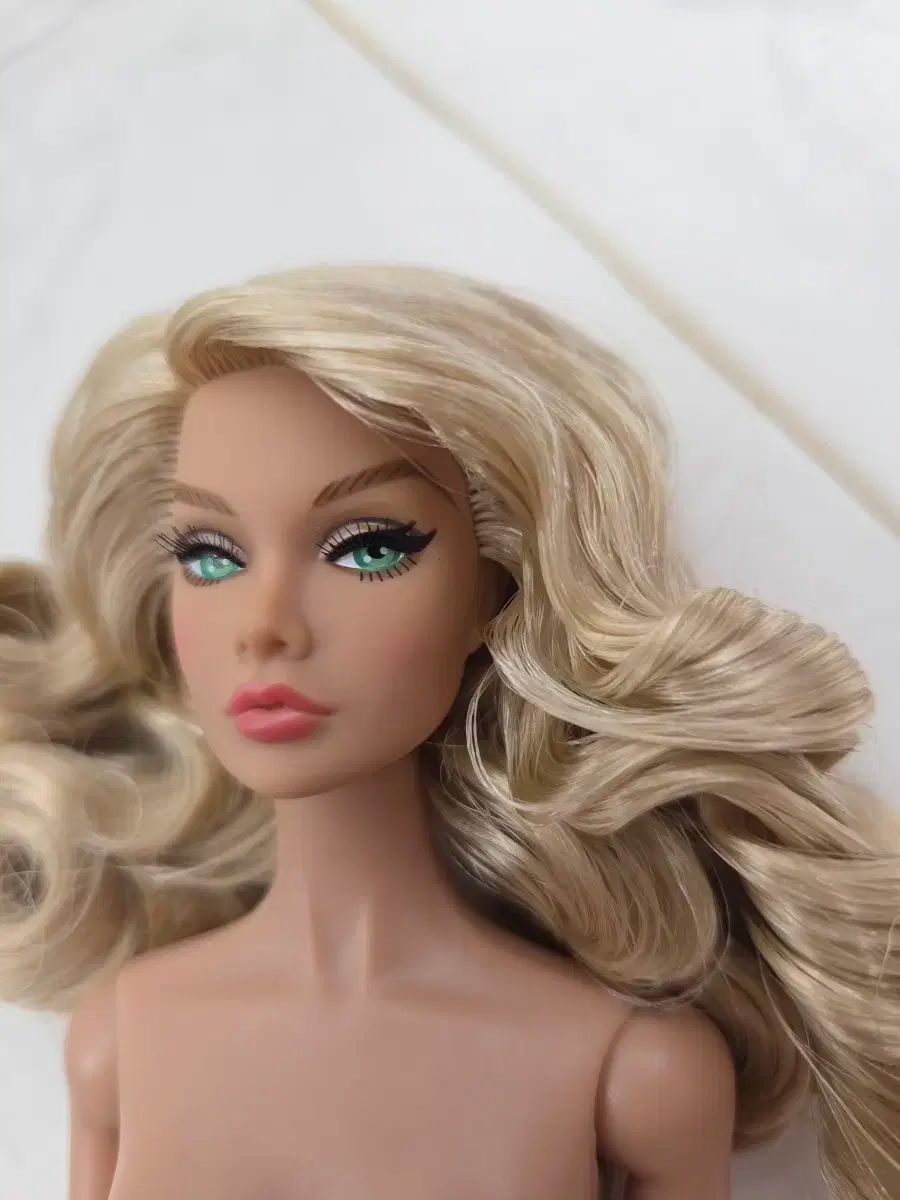 ポピーパーカー　ファッションロイヤリティ裸体のみ poppy parker ドール ポピーパーカー fashion royalty - メルカリ