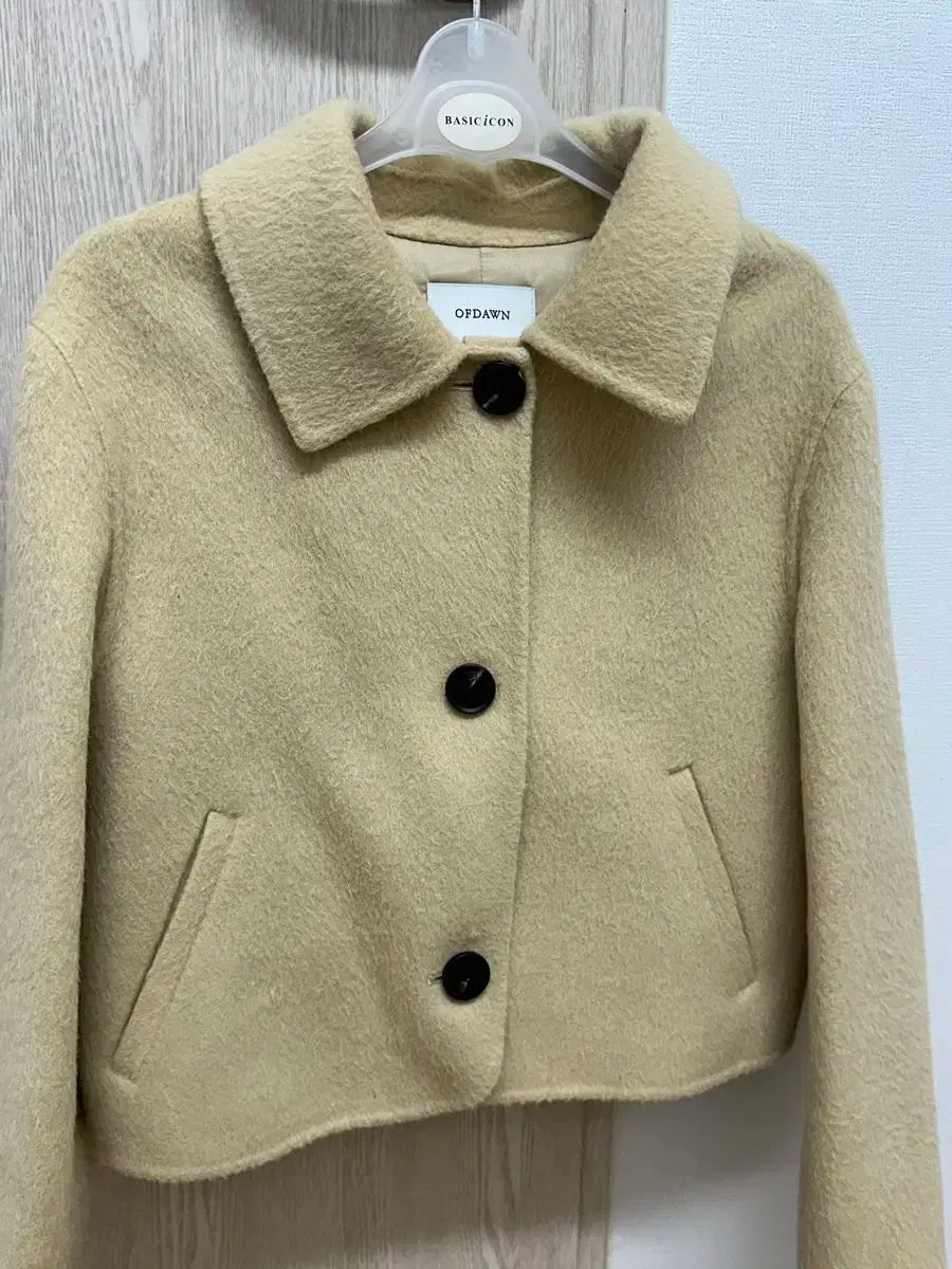 3931【現行モデル】バーバリー BURBERRY☆ベルト付きロングコート