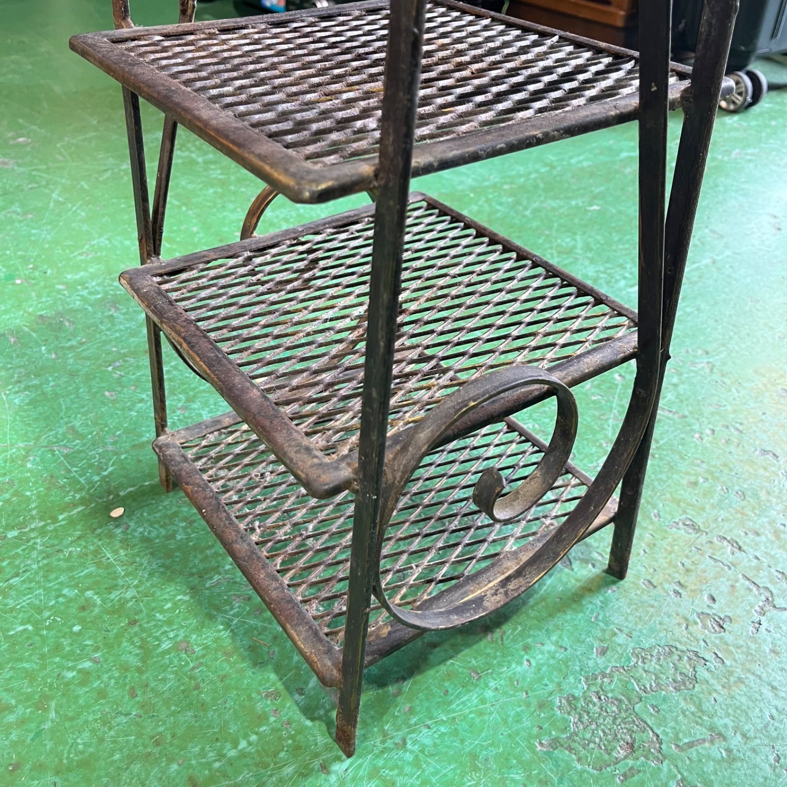 アンティーク スリッパラック アイアン タイル バラ 6段 レトロ