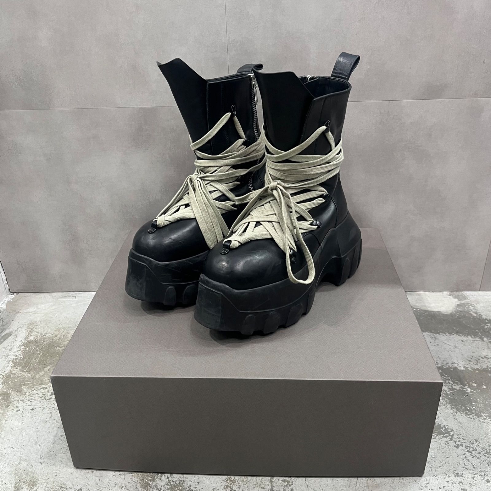 rick owens メガレーストラクター リックオウエンス RICK OWENS - 【25SS】メガレース メガ トラクター / MEGALACED