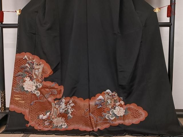 黒留袖 梅の花と笹 金彩 雲模様 縮緬 KK-1600 留袖「花菱に菊笹」 TANAN丹庵 - TANAN 丹庵