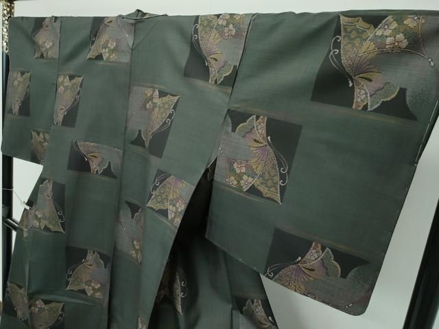 平和屋着物□極上 本場大島紬 9マルキ 市松舞蝶文 逸品 未使用