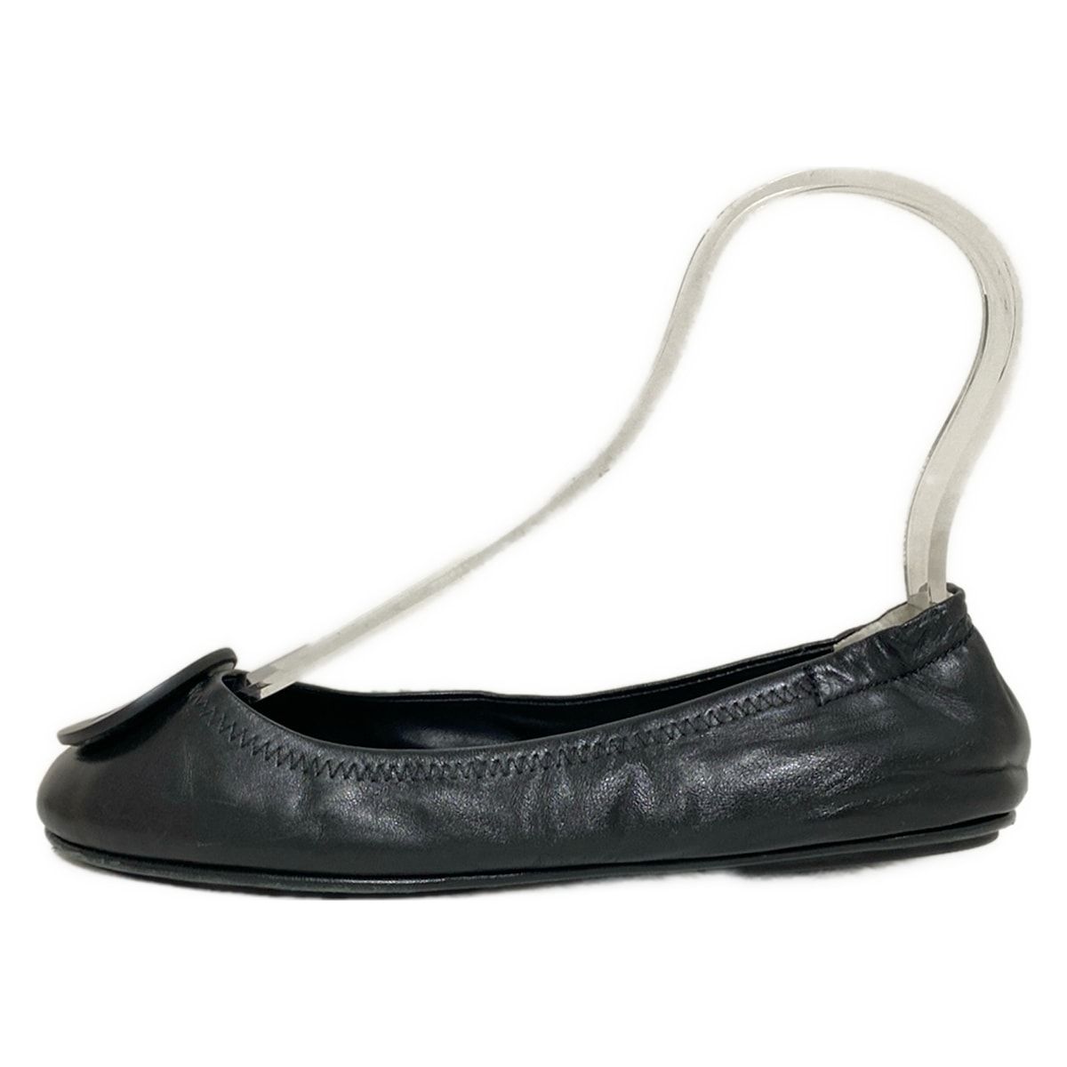 TORY BURCH(トリーバーチ) フラットシューズ 7 M レディース - 黒