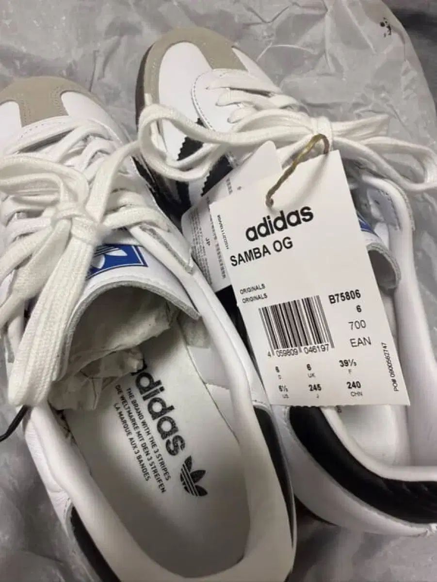 タグも取っていない新商品 サンバ