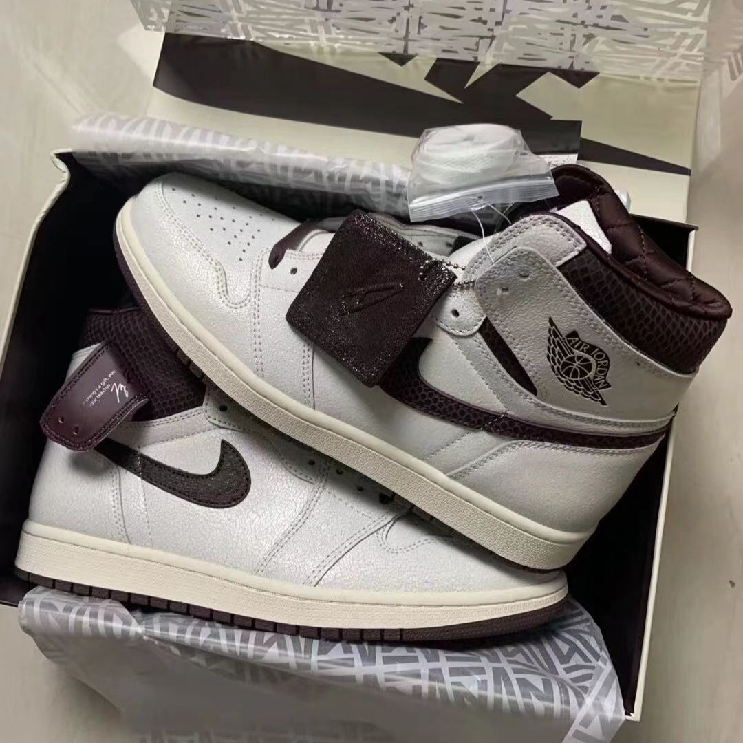 新品未使用 ナイキ Jordan Air Jordan 1 retro high og sp  