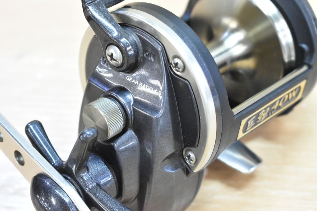 【希少/名機/美品】ダイワ 巨鯉 40W DAIWA KYOKOI 40W フィッシング ダイワ 巨鯉 40W 右巻き ③ DAIWA KYOGOI ベイトリール