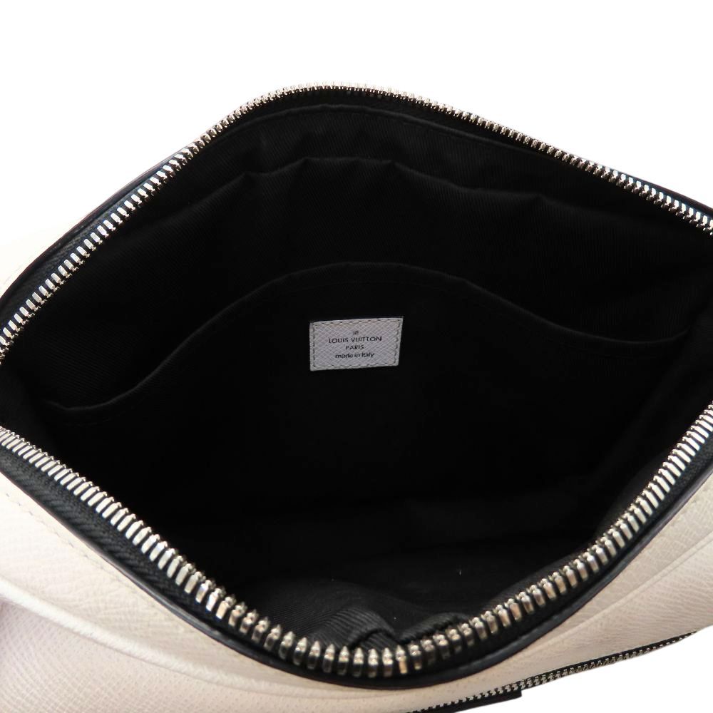 ルイヴィトン LOUIS VUITTON M 30243 タイガラマ アウトドア メッセンジャーPM アンタークティカ ホワイト 白色 ショルダー ボディバッグ メンズ レディース 大容量 無料ギフトラッピング承ります 無地デザイン トータルコーデ