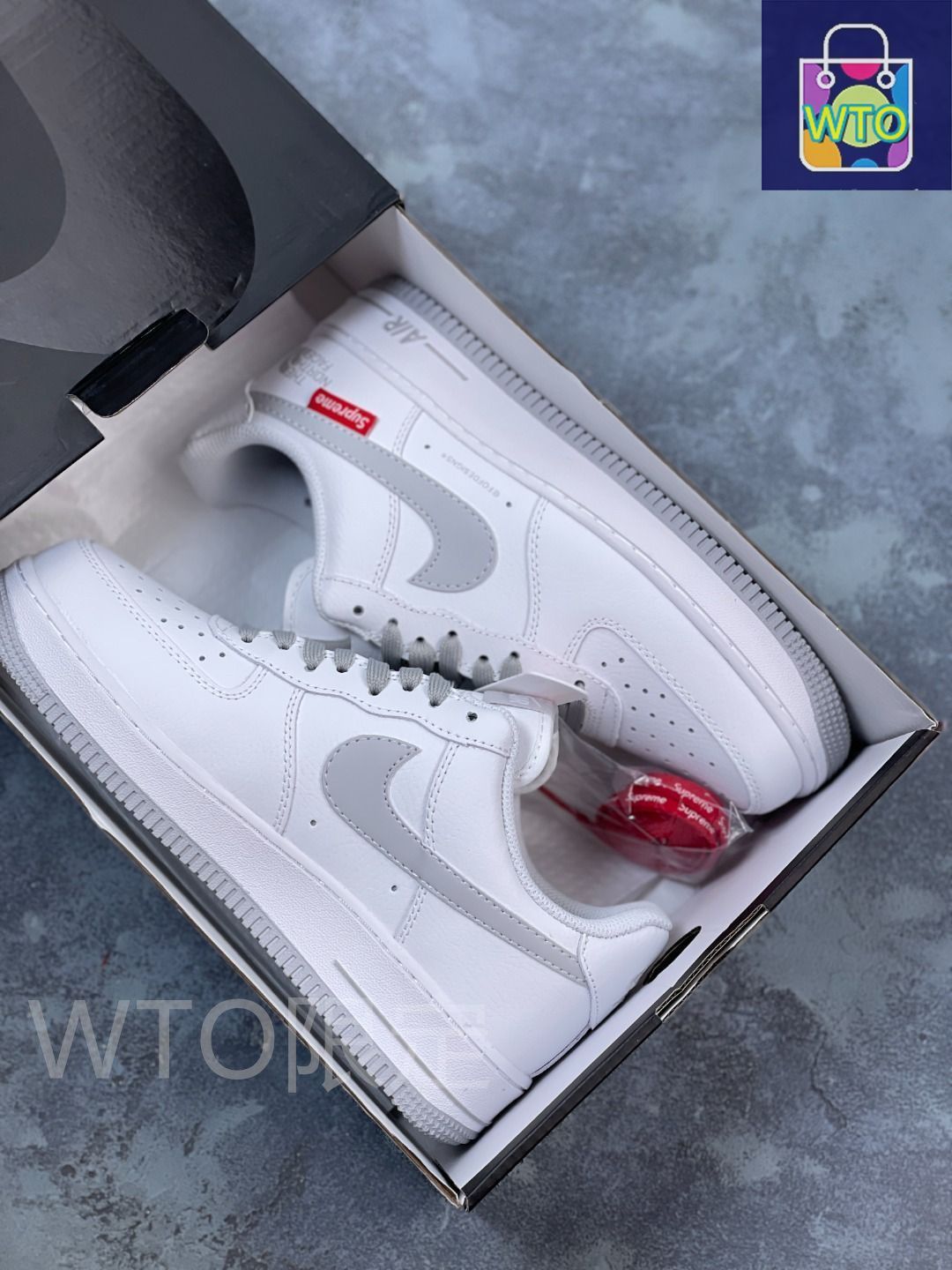 全新未使用男女兼用 Nike Air Force 1 ′07 x Supreme 01-WTO輸入