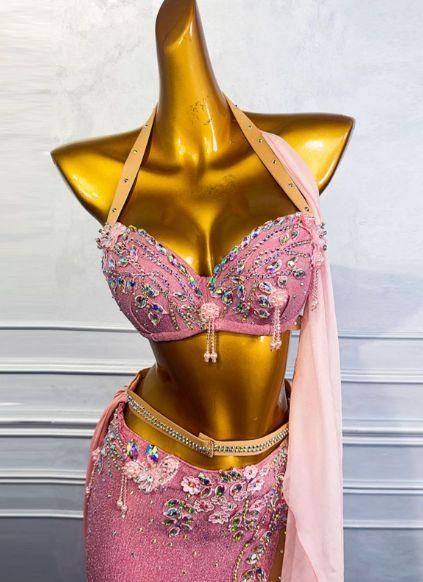 格安通販サイト。 ベリーダンス衣装 ブラ ベルトスカートセット ピンク オーダーメイド