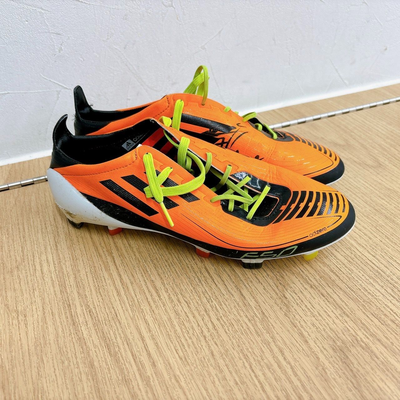アディダス F50 アディゼロプライム サイン入り 25.5cm AID - メルカリ