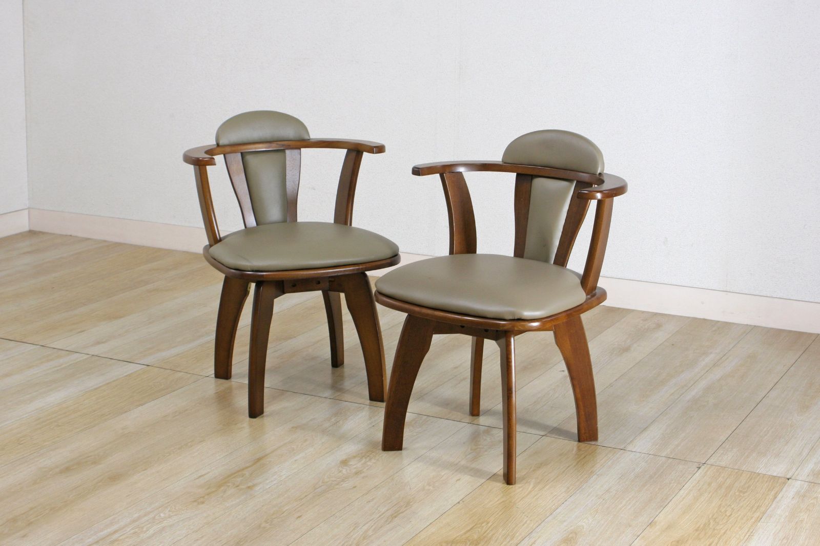 数量 天然木 合成皮革 360度回転 ブラウン 幅52.5×奥行50×高さ70cm 肘付 ダイニングチェア 81236 不二貿易 WWW_NOITHATQUANGTHANH_NET