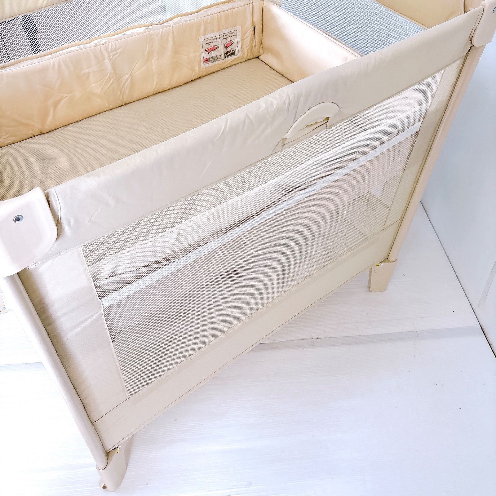  Aprica ココネルエアー ベビーベッド 折りたたみ式 軽量 コンパクト 取扱説明書付 子ども用ベッド 子ども用寝具