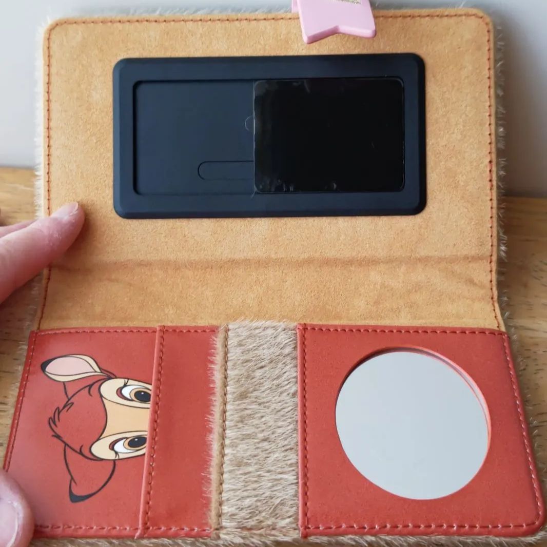 人気の福袋 超特価sale開催 新品 未使用 Disney バンビ 他機種対応型 スマホカバー スマホケース 手帳型 ファー カバー Www Sundiscountpharmacy Com Www Sundiscountpharmacy Com