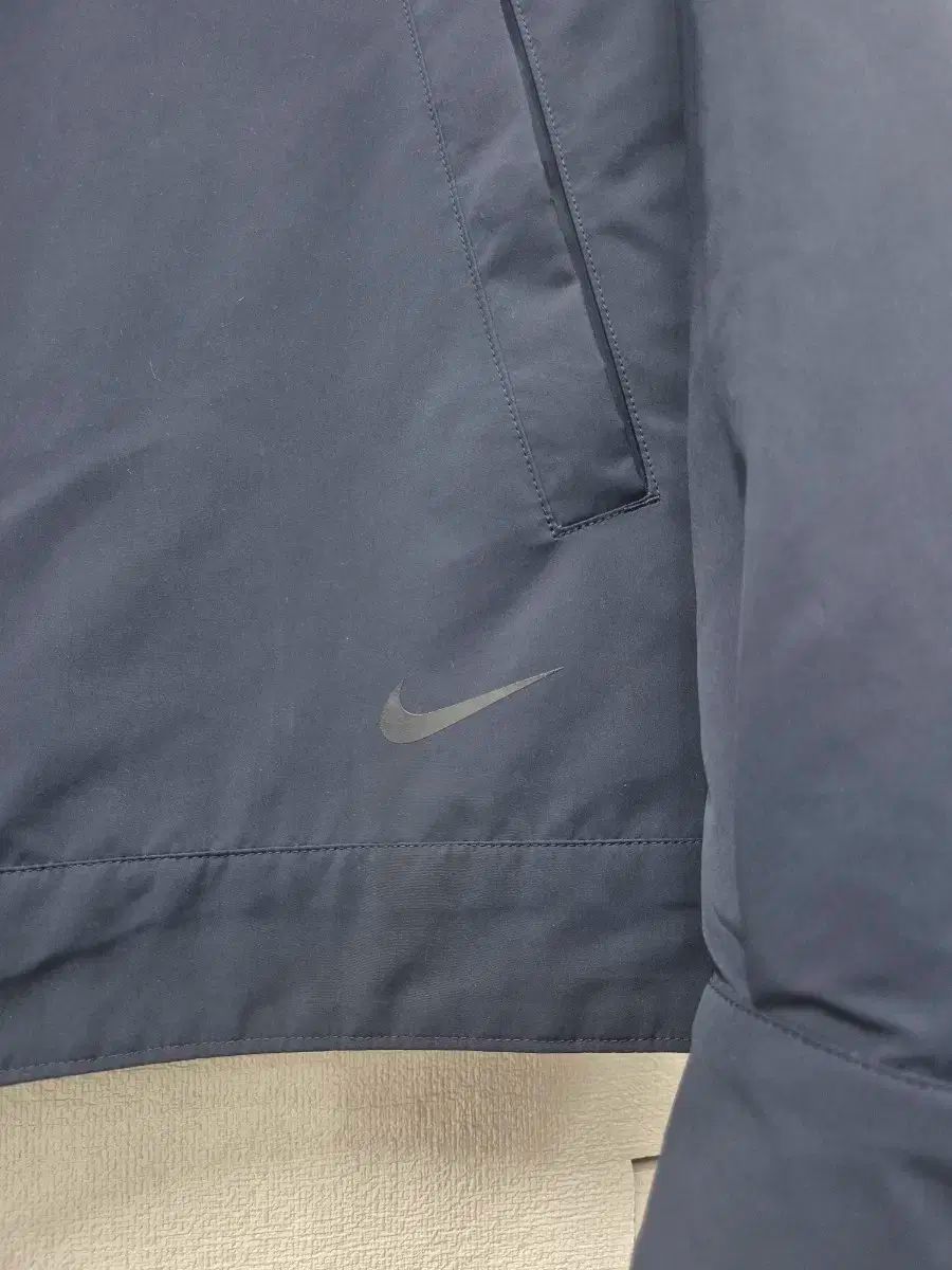 ナイキ サーマフィット 2-IN-1 ゴルフ ジャケット 100